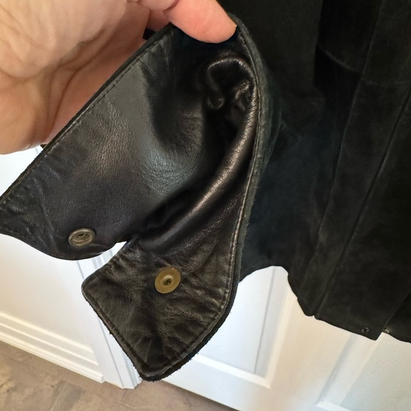 Vintage Black Suede & Soft Leather Jacket – Acton Old Hide House (Oversized Fit) - Picture 4 of 6